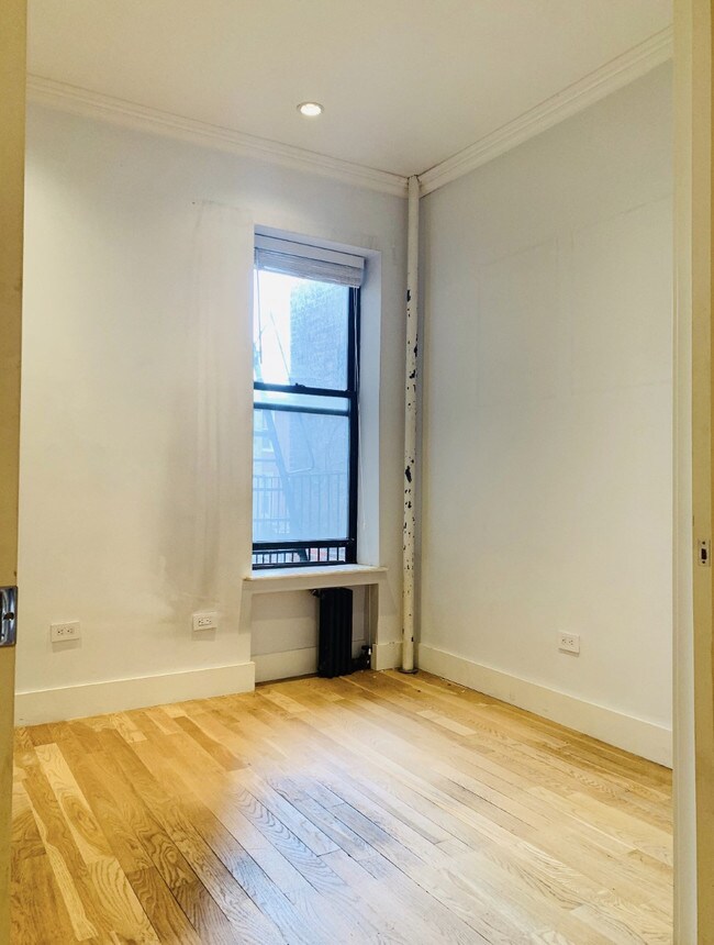 Building Photo - 356 State Street