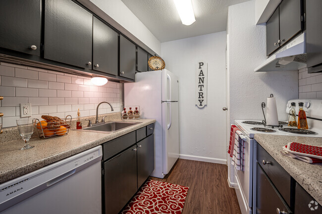 Interior Photo - Waverly Apts