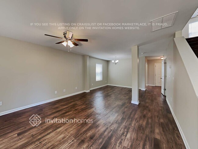 Foto del edificio - 270 Heaton Dr