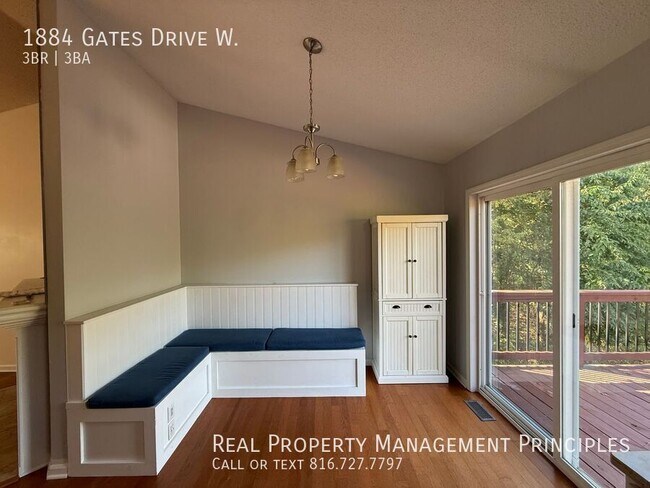 Foto del edificio - 1884 Gates Dr W