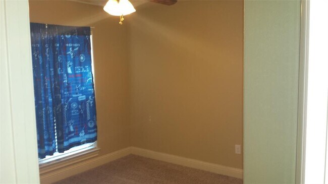 Building Photo - 7617 Tuscany Dr