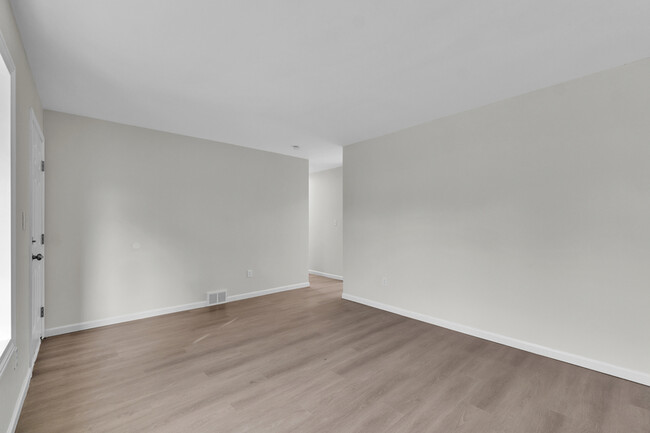 Foto del edificio - 20540 Colman St