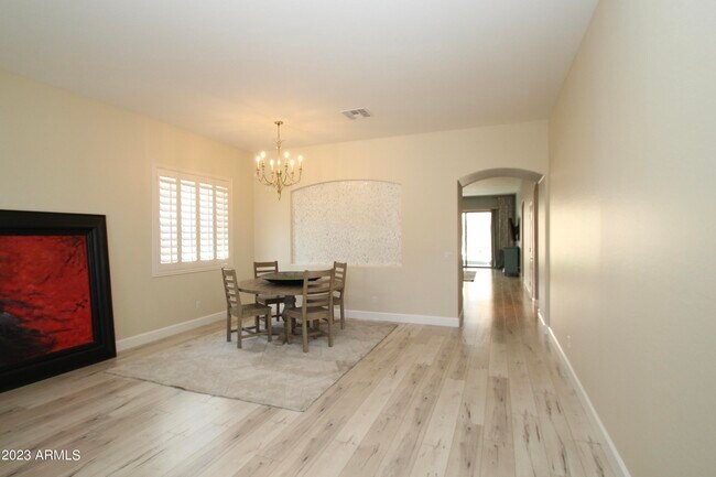 Foto del edificio - 2324 W Apache Rain Rd