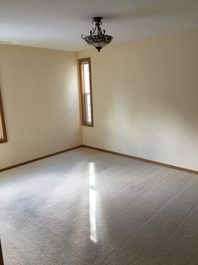 Master bedroom - 4430 SW Vesta St