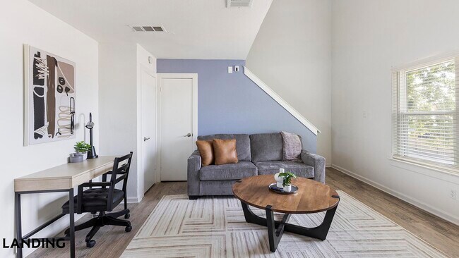 Foto del edificio - 1225 E Pleasant Run Rd