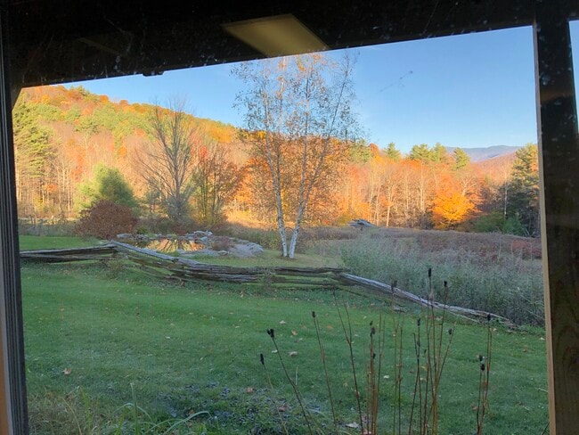 Foto del edificio - 2908 Lincoln Hill Rd