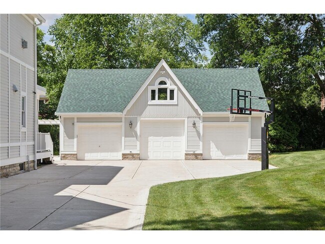 Foto del edificio - 206 5th St S