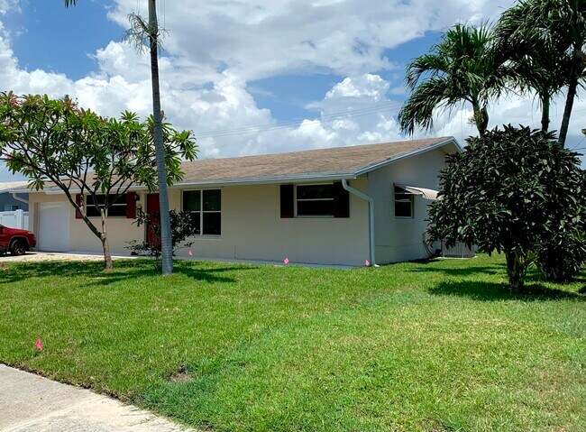 Foto del edificio - 243 SW 4th St