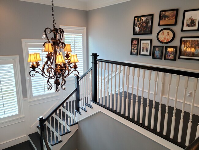 Foto del edificio - 4229 Rhodes Ave