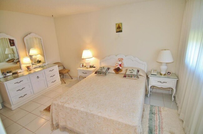 Foto del edificio - 1753 3rd Ave N