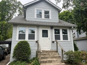 Building Photo - 55 Ridgefield Rd