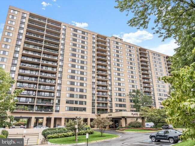 Foto del edificio - 5500 Holmes Run Pkwy