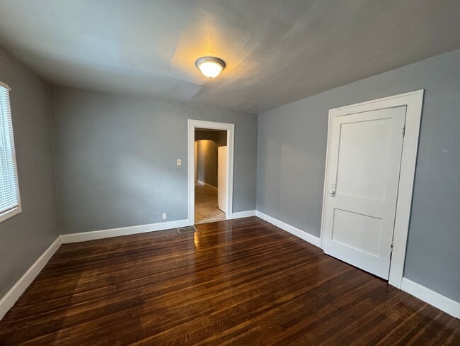 Building Photo - 738-740 Bosart