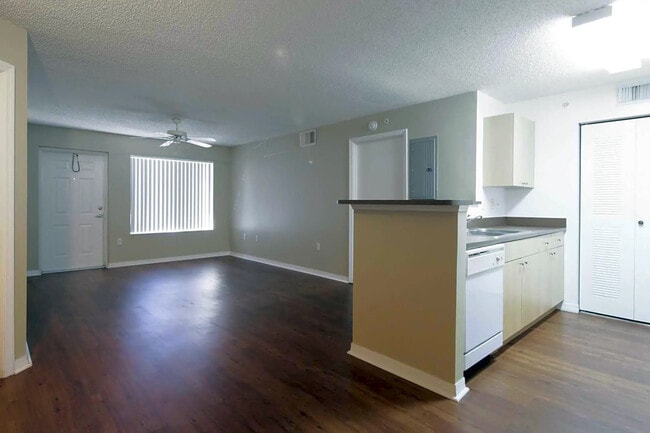 Plank Flooring - Lakeside Commons