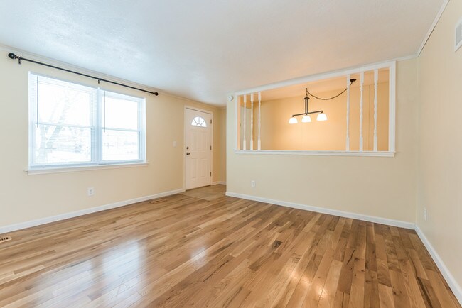 Foto del edificio - 5919 NE 45th St