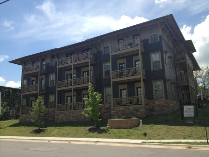 705 W Douglas St Unit 102, Fayetteville, AR 72701 Condo for Rent in