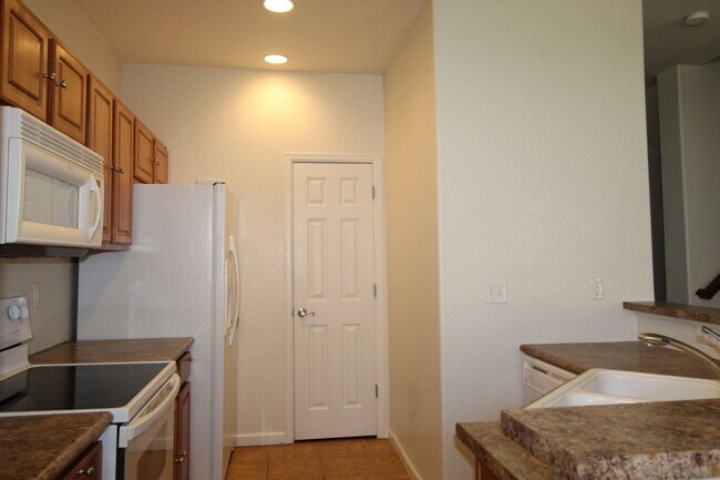 Foto del edificio - Very nice Townhome in Rigden Farm