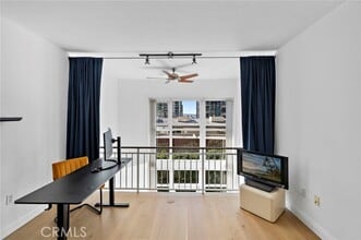 Building Photo - 1240 India St