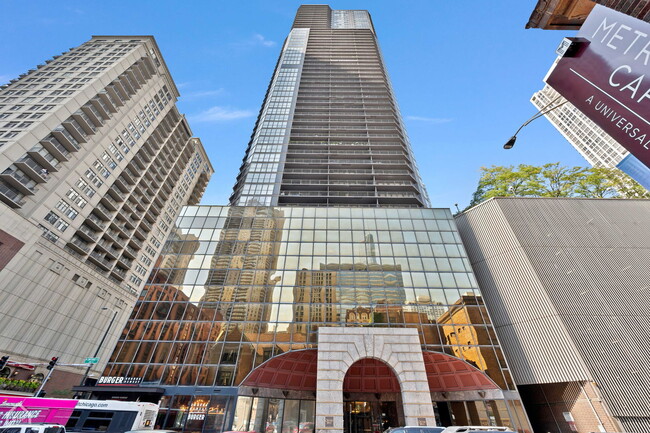 Building Photo - 10 E Ontario St