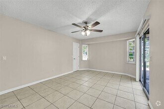 Building Photo - 1018 Presque Isle Dr