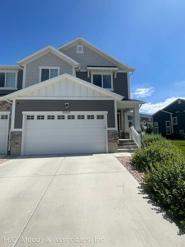 4 br, 3.5 bath House 15317 S. Tarawa Dr. House for Rent in