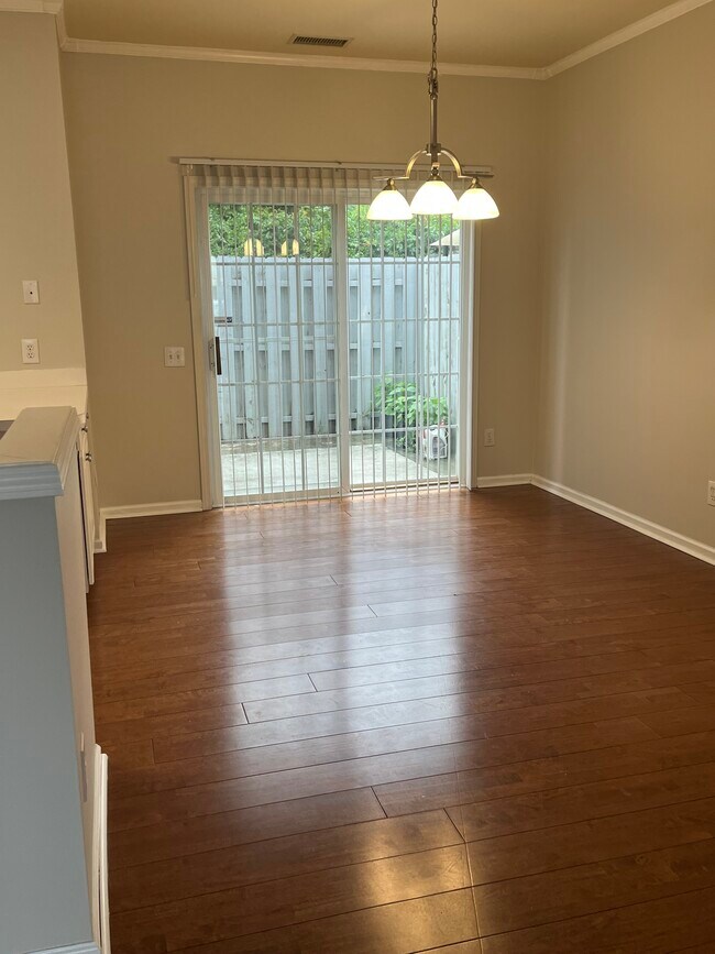 Foto del edificio - 3178 Mannington Dr