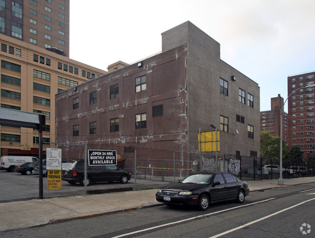 Foto del edificio - One Brooklyn Bridge Park