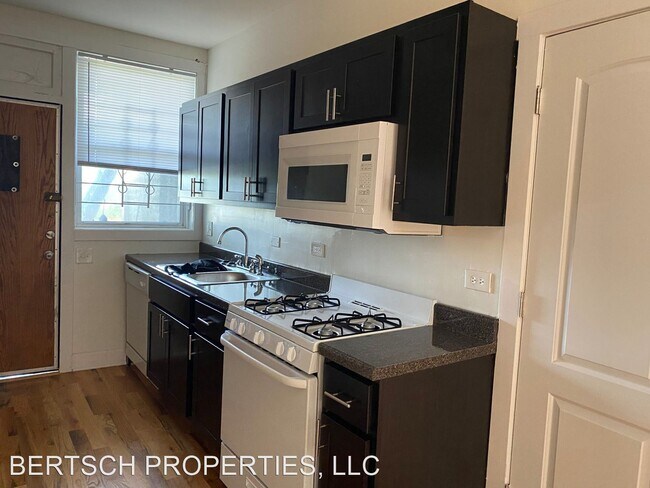 Foto del edificio - 3334-3344 W Ainslie St