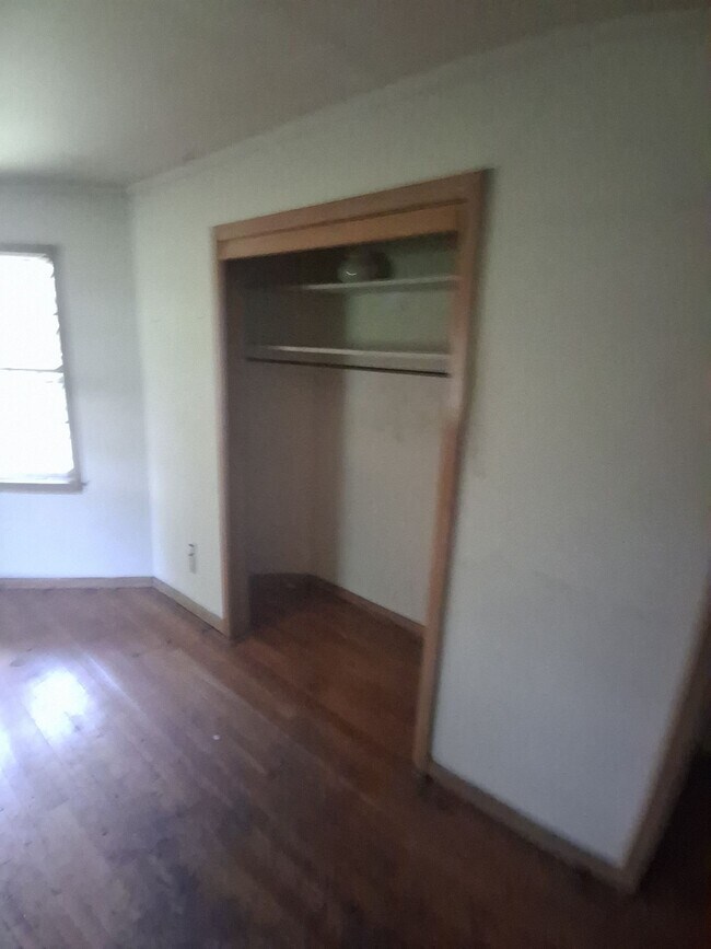 Foto del edificio - 1405 Brinoy Dr