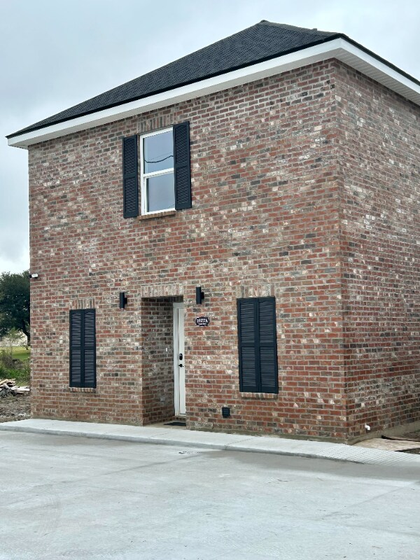 Building Photo - 1977 Bayou Rd