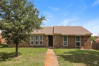 Building Photo - 1205 High Valley Dr