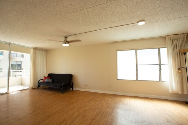 Photo - 2533 Ala Wai Blvd Townhome