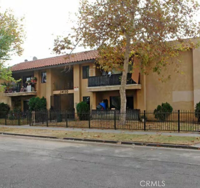 Foto del edificio - 14134 Delano St