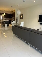 Building Photo - 10220 NW 63rd Terrace