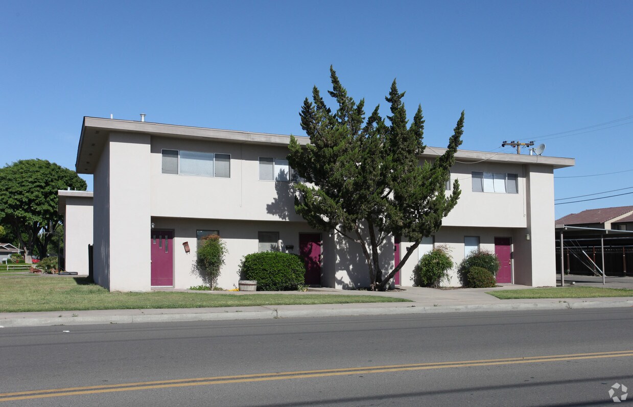 175 N 19th Ave, Lemoore, CA 93245 Apartments in Lemoore, CA