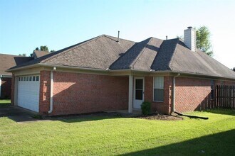 Building Photo - 5497 Steffani Dr
