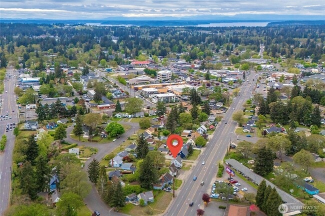 Building Photo - 9664 Bridgeport Way SW