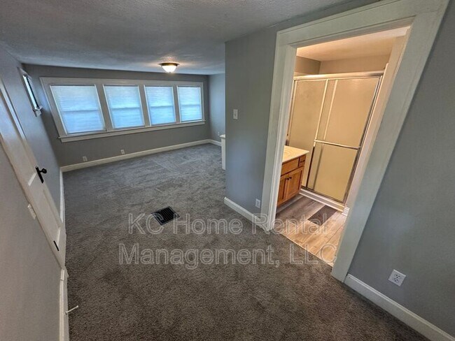 Foto del edificio - 4402 Adams St