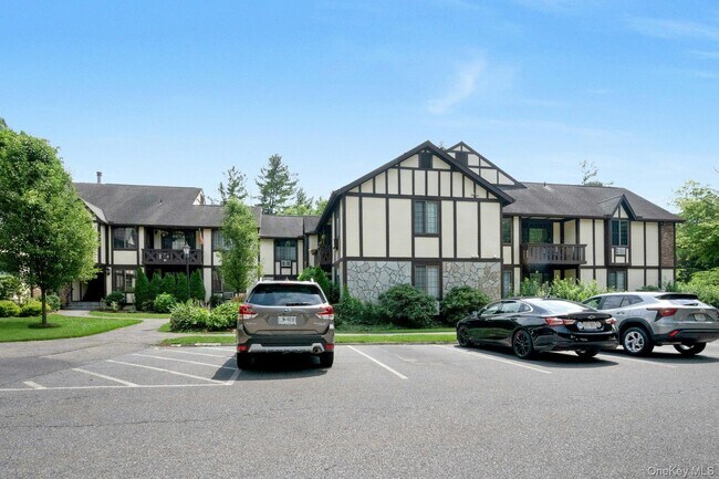 Foto del edificio - 8 Foxwood Dr