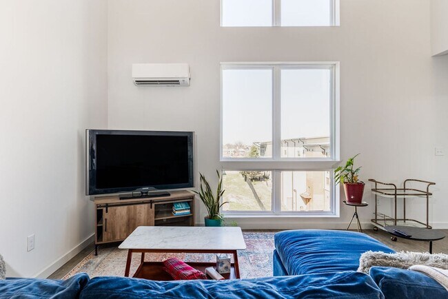 Foto del edificio - 2 Story Penthouse furnished at The Madison