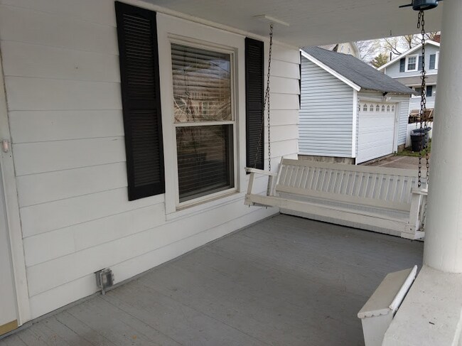 Foto del edificio - 121 S East St