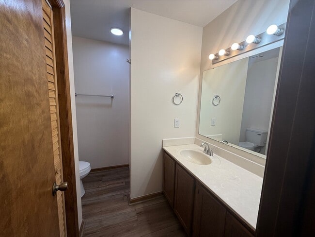 Building Photo - 1282 Jaclyn Ln