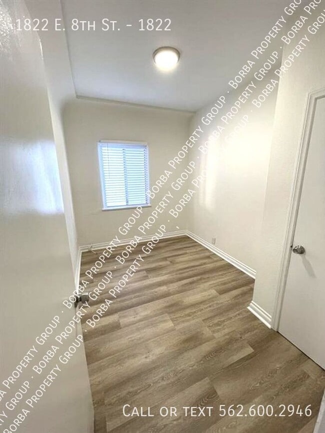 Foto del edificio - 1822 E 8th St