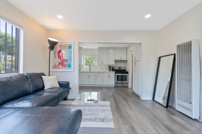 Foto del edificio - 2650 Arvia St