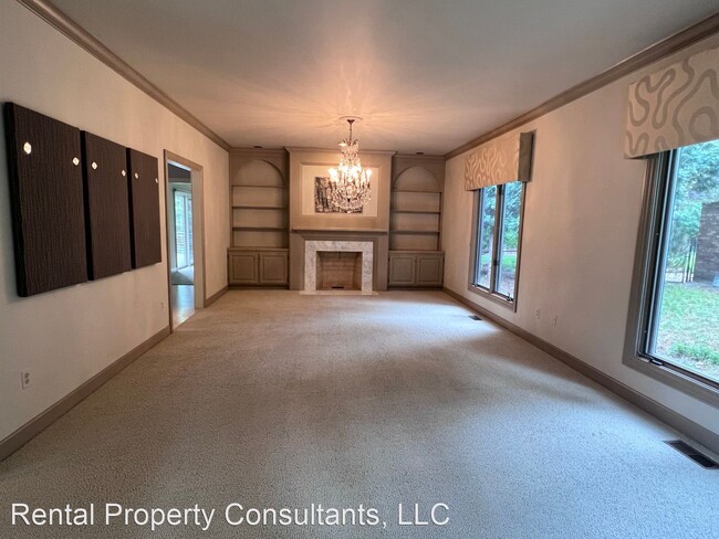 Building Photo - 4 br, 2.5 bath House - 7345 Oliver Woods D...