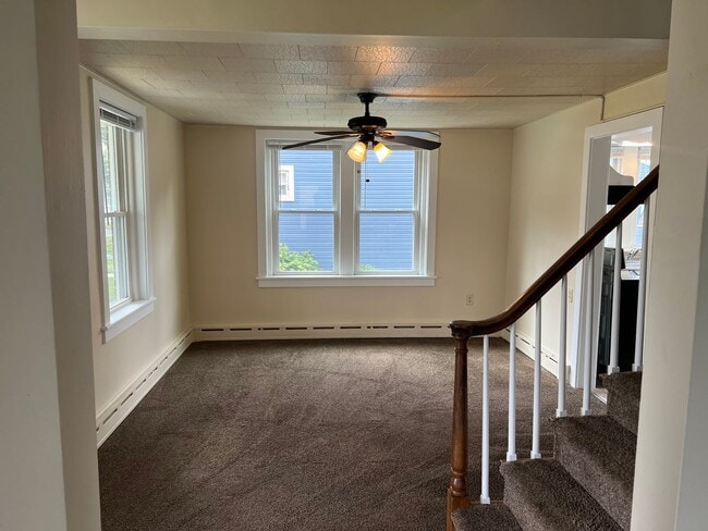 Building Photo - Beautiful 3 Bedroom Home in Millersville!