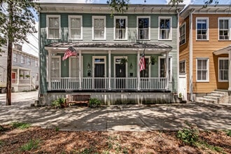 Building Photo - 533 E Broad St