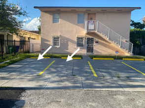 Building Photo - 4782 NW Flagler Terrace