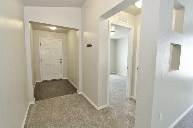Building Photo - Beautiful Home in Meridian: Available Now!