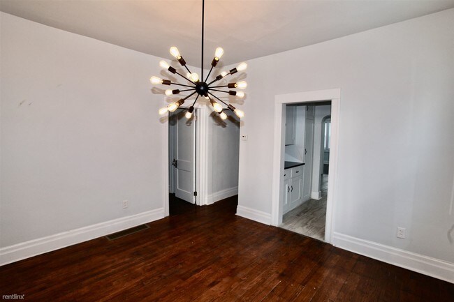 Building Photo - 1645 Morrell St
